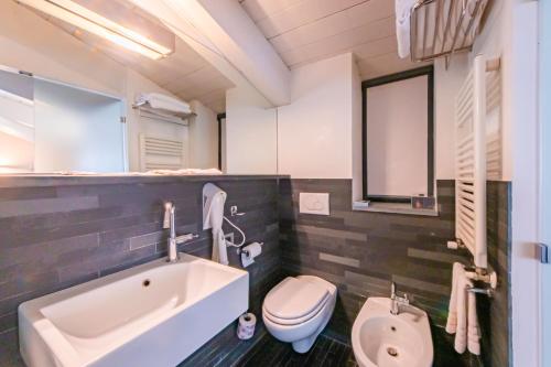 Superior Double Room image 4