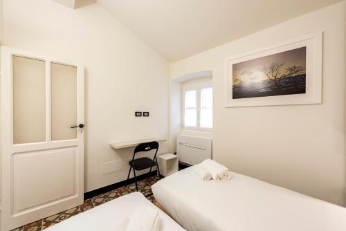 JOIVY Bright 2BR flat, moments from the beach