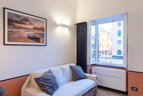 JOIVY Bright 2BR flat, moments from the beach