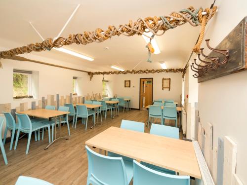 YHA Boggle Hole - main image