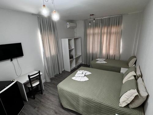 Standard Triple Room room in Shallom Hotel