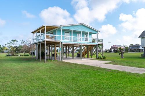 Blue Lagoon home in Port Bolivar, USA