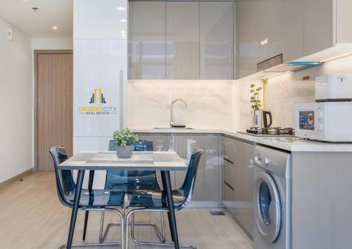 Fully Furnished One Bed in Meydan, Hosted by Desert City Stays, Dubai (foto 6)