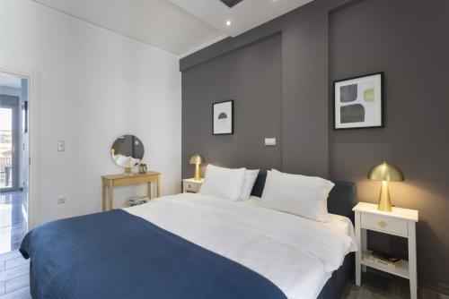 Modern Renovated Apartment in Metaksourgio - image 10