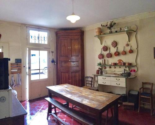 Petite Maison du Château des Moriers