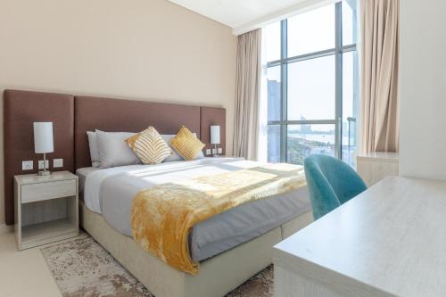 Seven Palm, Private beach, Infinity Pool, High Floor 3BDR, Dubaj (zdjęcie 3)