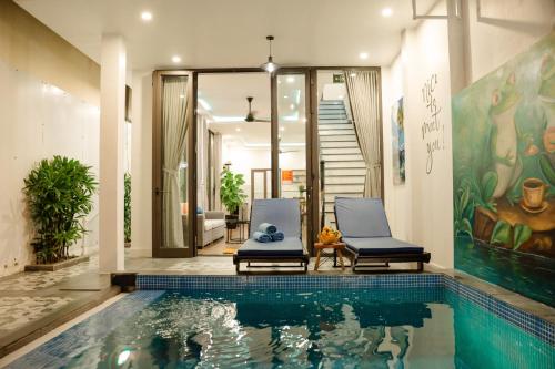 Four-Room Apartment image 6