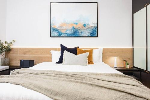 The Copper Bourke, 1 BR