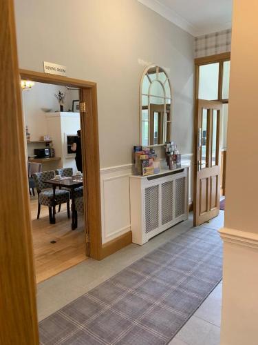 The Westlynne Hotel & Apartments - image 10