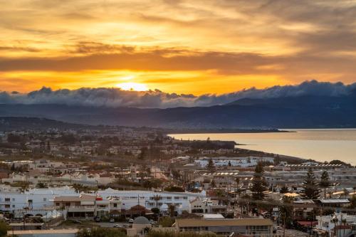 Sunset Apartment in Platanias