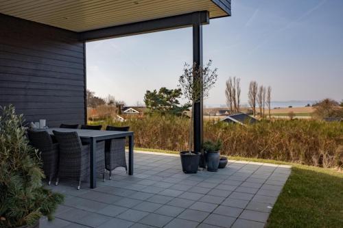 Four-Bedroom Holiday Home image 10