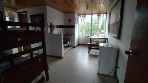 Apartamento acogedor, 1 habitación, cocina, comedor, vista a zonas verdes (Apartamento acogedor, 1 habitacion, cocina, comedor, vista a zonas verdes) in Calarca
