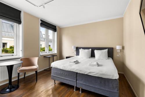 1 queen bed