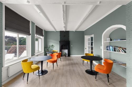 Shared lounge/TV area, De Lijsterhof in Domburg