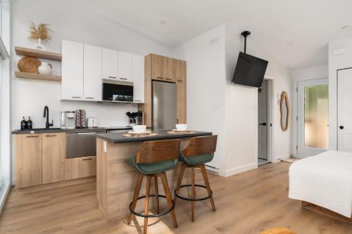 Chalet MonVue - Serenity in the Heart of Nature in 聖阿爾方斯 • 羅德里格斯 (QC)