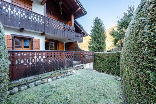 Superior One-Bedroom Apartment with Balcony