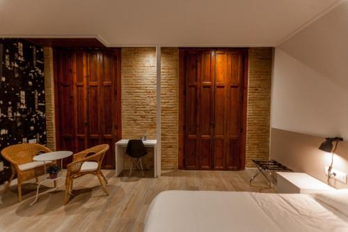 Host & Home, Walencja