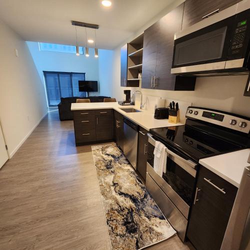 Downtown Grand Penthouse Living in Cleveland, USA
