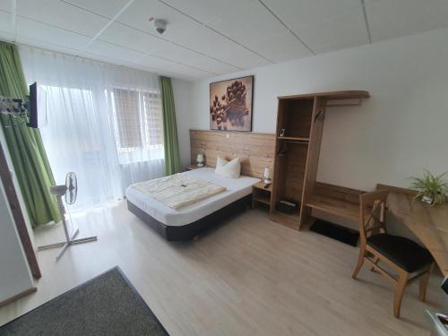 Schlabecks 'Frankischer Hof' -- Pegnitz-Garni-Hotel in 佩格尼茨