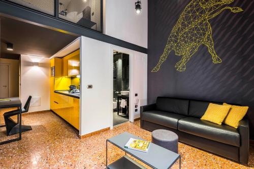 Motor Valley Styled - Luxury Apartments by Design Club Collection, Болонья