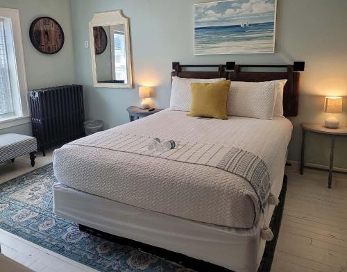1 queen bed