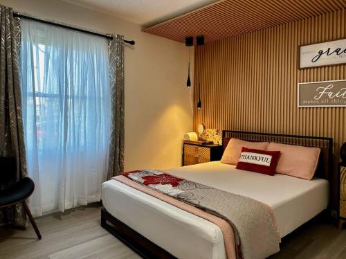 AW302 Artwave Vacation Home Best location in OC in Midway City, USA