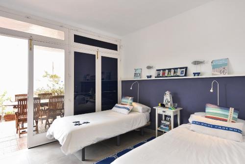 Agaete Beach Rental at Volcanic Natural Pools by VillaGranCanaria