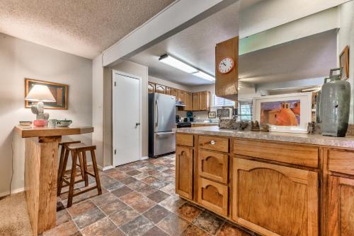Pinon Park B11 2 BR Mountain Views Deck WiFi Sleeps 4 - image 3