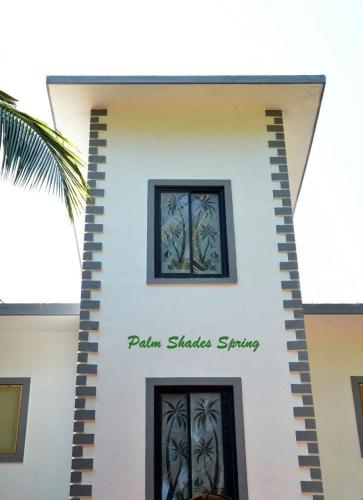 Palm Shades Spring