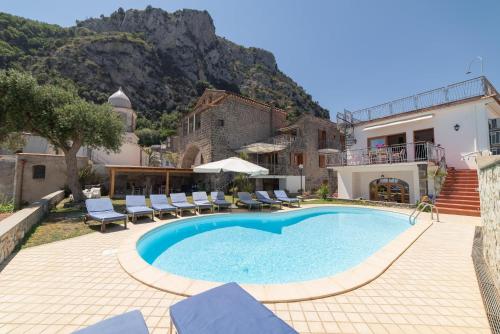 Olga's Relais with pool