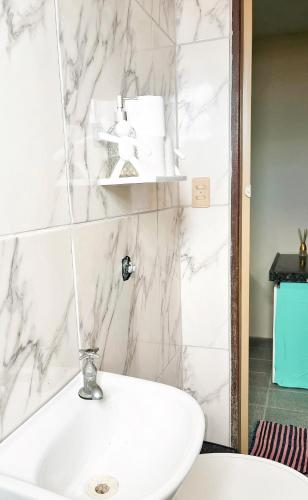 ห้องน้ำ, Casa em San Martin - Térreo e Primeiro Andar (Casa em San Martin - Terreo e Primeiro Andar) in กอร์เดย์โร