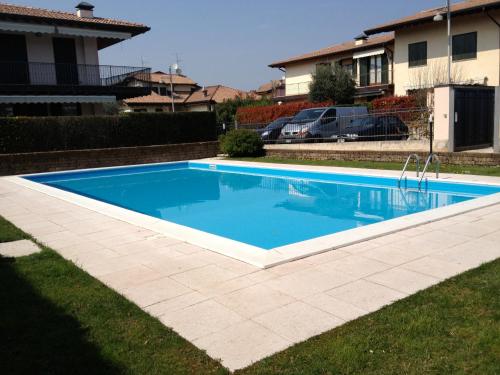  Tre Santi Apartment, Pension in Moniga del Garda