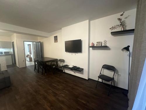 Budget Dlouha Apartment 3