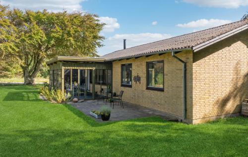  Awesome Home In Nykøbing M in Hesselbjerg