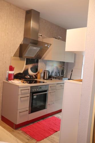 2 bedrooms, 3 beds