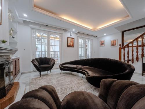 Double Room with Shared Bathroom