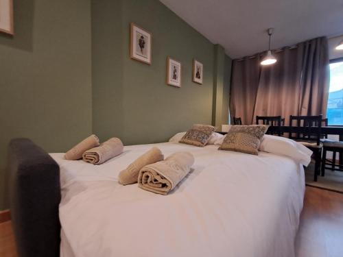 Apartamento en Soldeu a pie de pistas, wifi y parquin