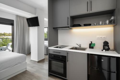 Palvelut, Fits Living in Zografou