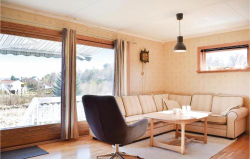 Awesome Home In Hervik With House Sea View in Tysvær