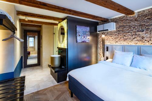 Rokin Hotel - image 5