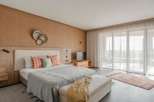 WorkNomads LAB Hotel Room Type - Suite with Balcony