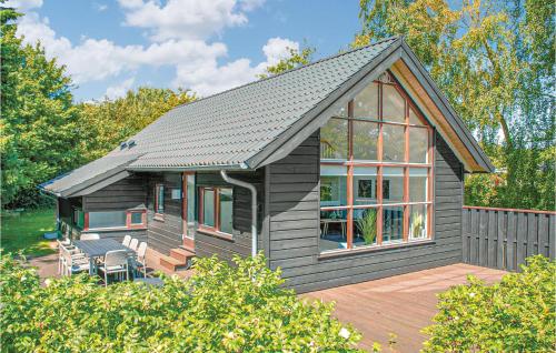 . Three-Bedroom Holiday Home In Ebeltoft
