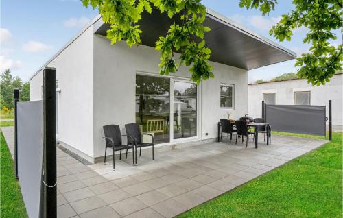 Exterior view, Lovely Home In Ringkøbing With Kitchen in Hee