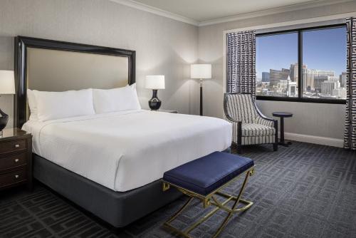 Palace Strip View Room 1 King Non-Smoking