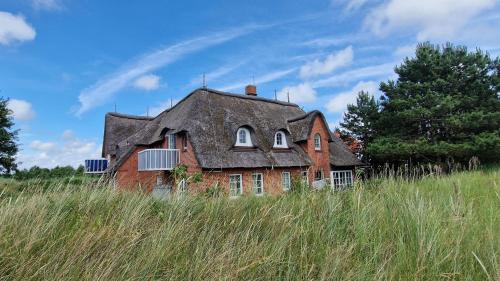 Exterior view, Fewo Bohler Diek, Whg 4 – Entspannung unter Reet in SPO in Sankt Peter-Ording