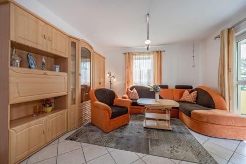 Ostseetrio Haus 2 - 10 in Zinnowitz, Deutschland