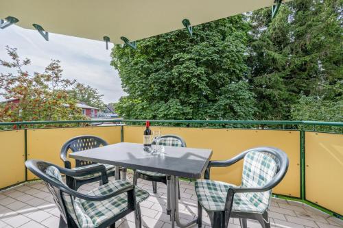 Ostseetrio Haus 2 - 10 in Zinnowitz, Deutschland