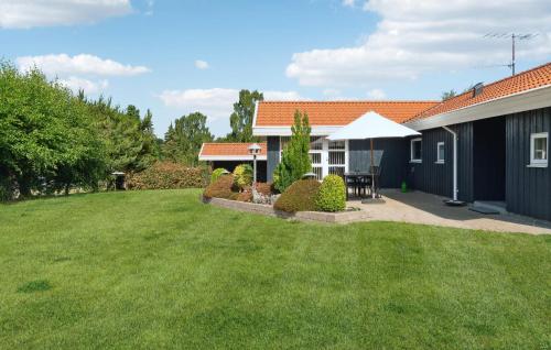 外部景觀, Lovely Home In Glesborg With Kitchen in 加爾斯堡