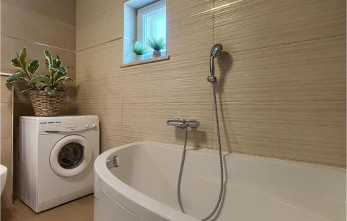 ห้องน้ำ, Villa Emilia in เบชิชี