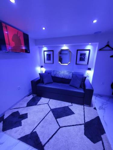 Studio elegant l'orchidee Jacuzzi en interieur toute l'annee in Fontcaude